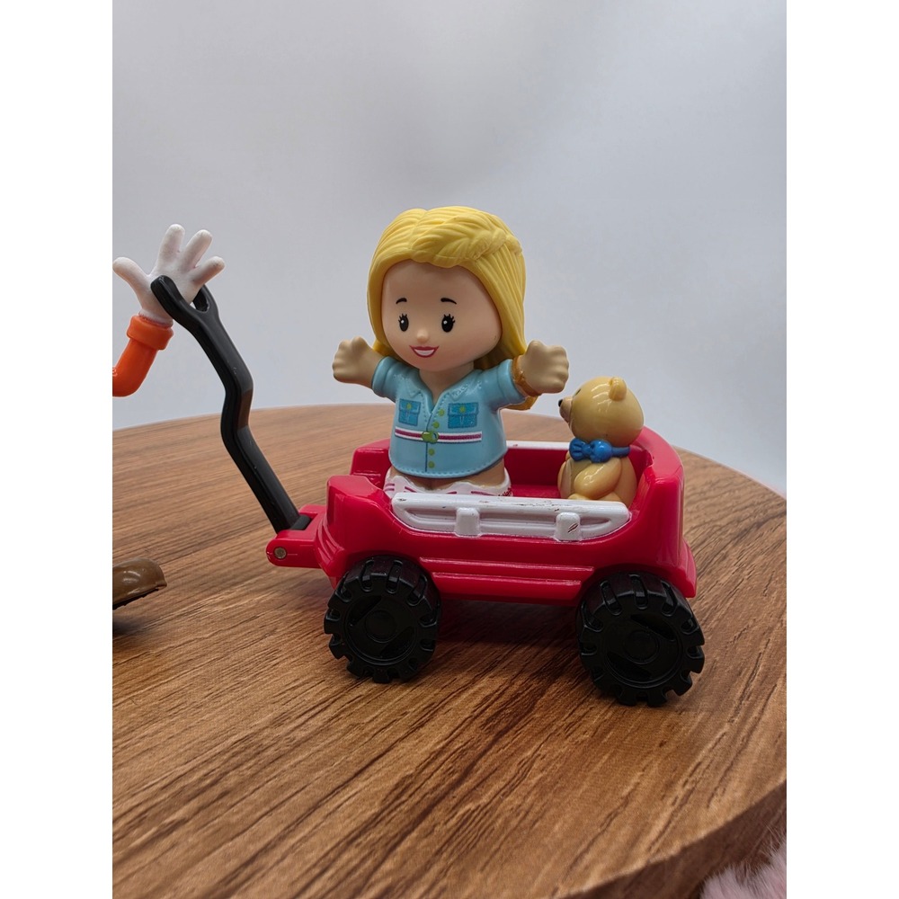 Fisher Price Little People Barbie Figures Vintage Red Pull Wagon 2000s Toy Lot - Picture 4 of 16